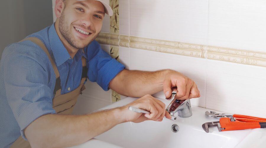 Handle or spout repair in Winnetka, CA